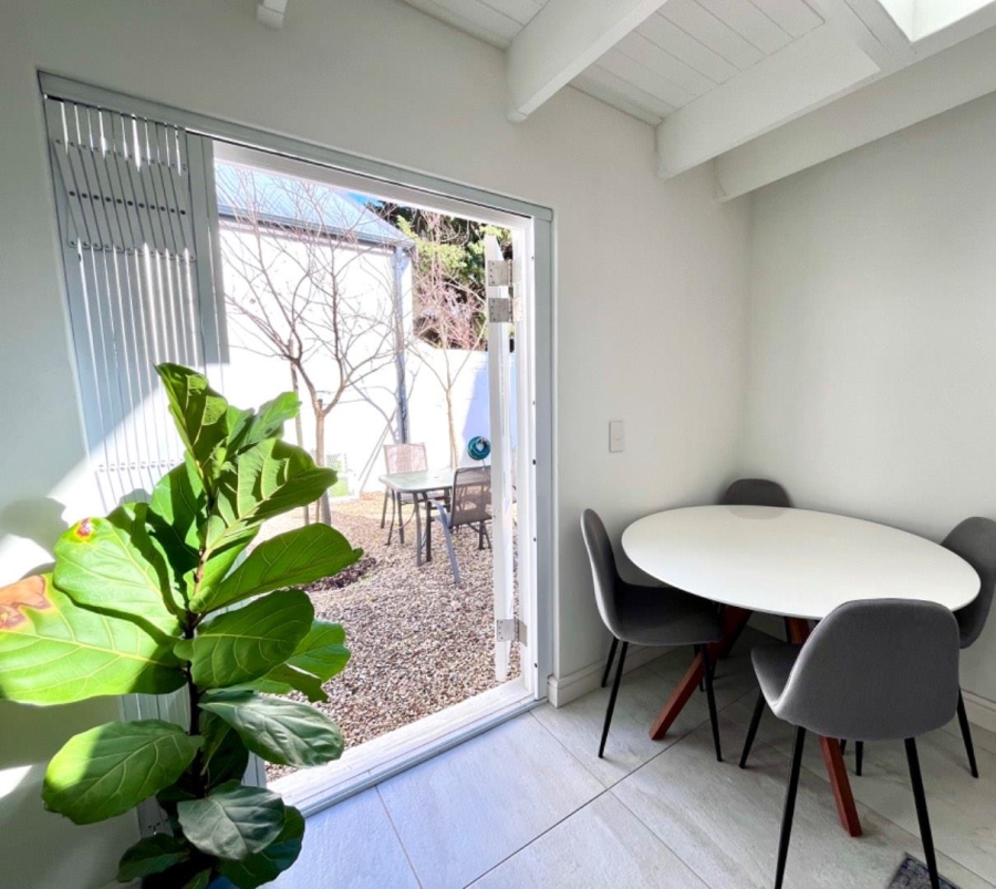 To Let 1 Bedroom Property for Rent in Rondebosch Western Cape